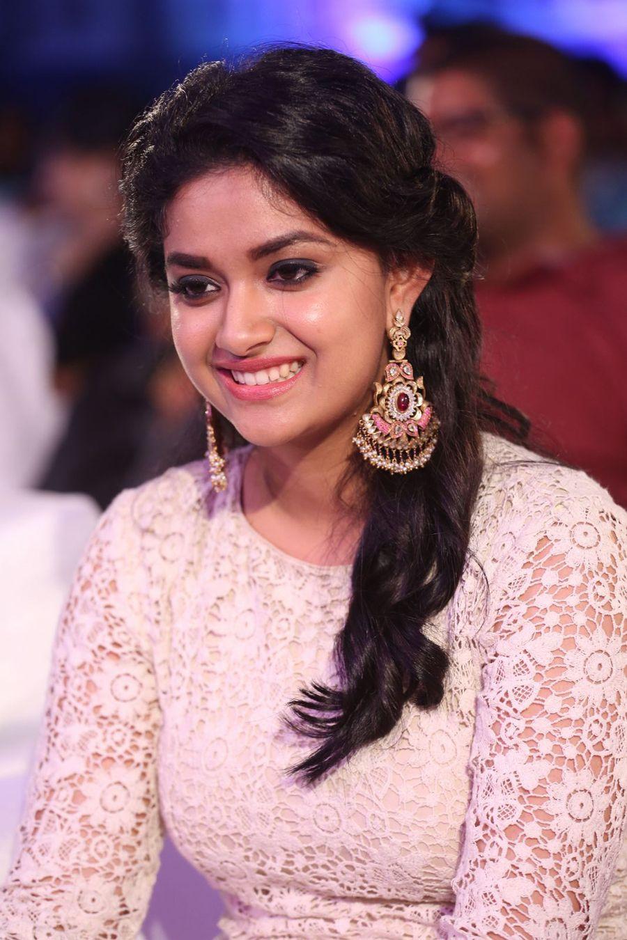 Keerthi Suresh Cute Photos