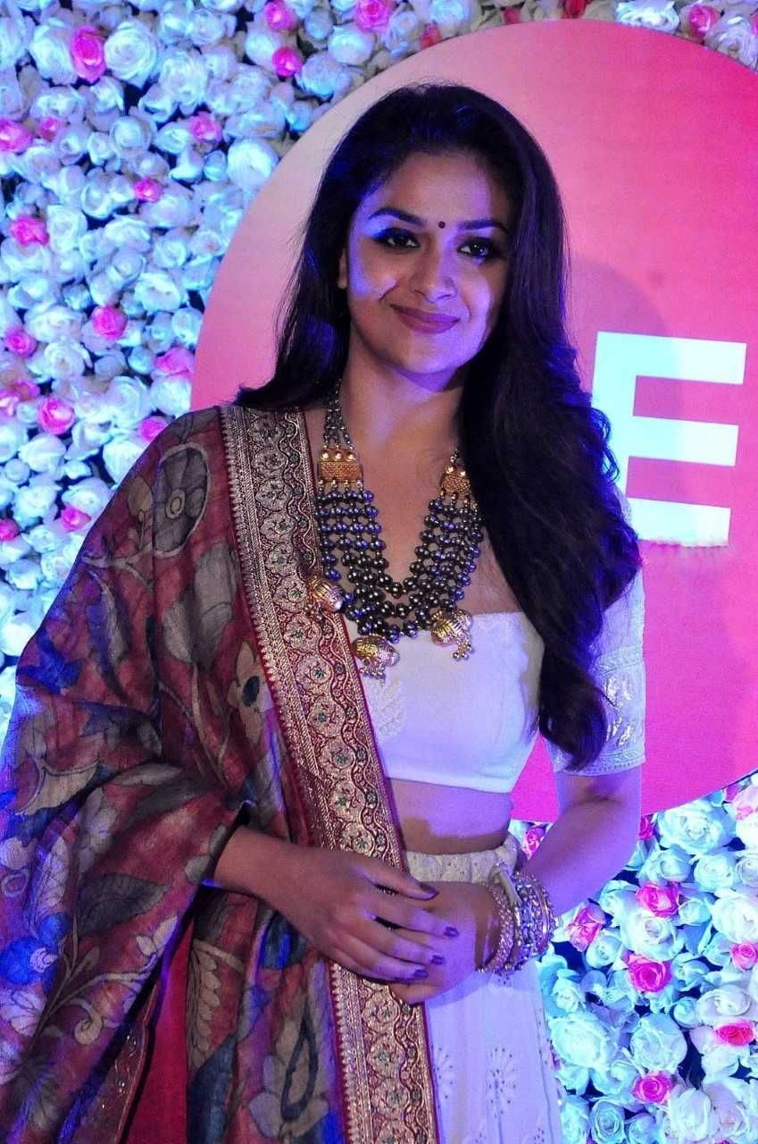 Keerthi Suresh Latest Wallapers