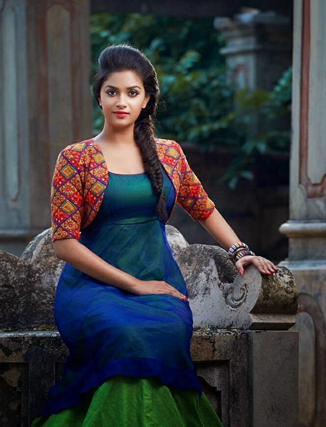 Keerthi Suresh Wallpapers