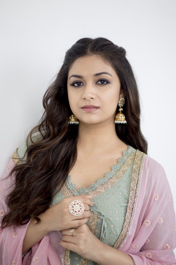 Keerthy Suresh Birthday Wishes Photos