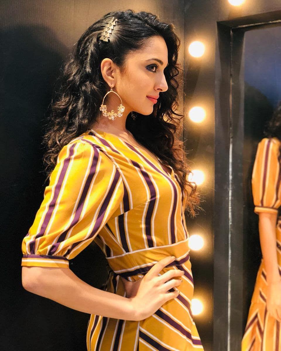 Kiara Advani Latest Images