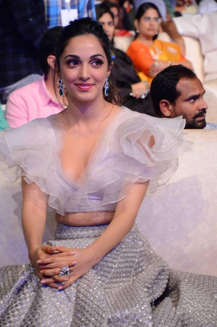 Kiara Advani Stills at Bharat Bahiranga Sabha Audio Function