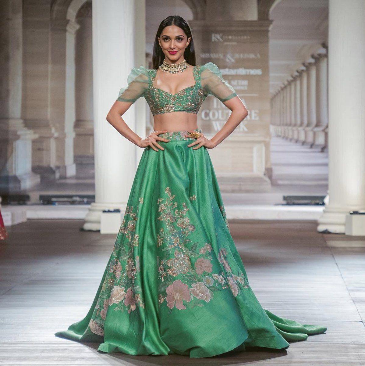 Kiara Advani stuns in this Green lehenga Shines at India Couture Week!