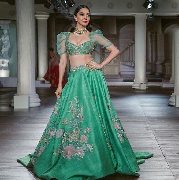 Kiara Advani stuns in this Green lehenga Shines at India Couture Week!