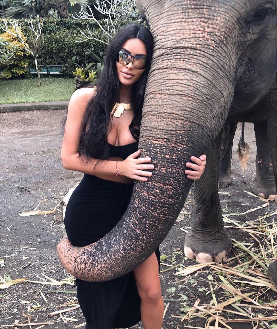 Kim Kardashian Hot Appearances Photos