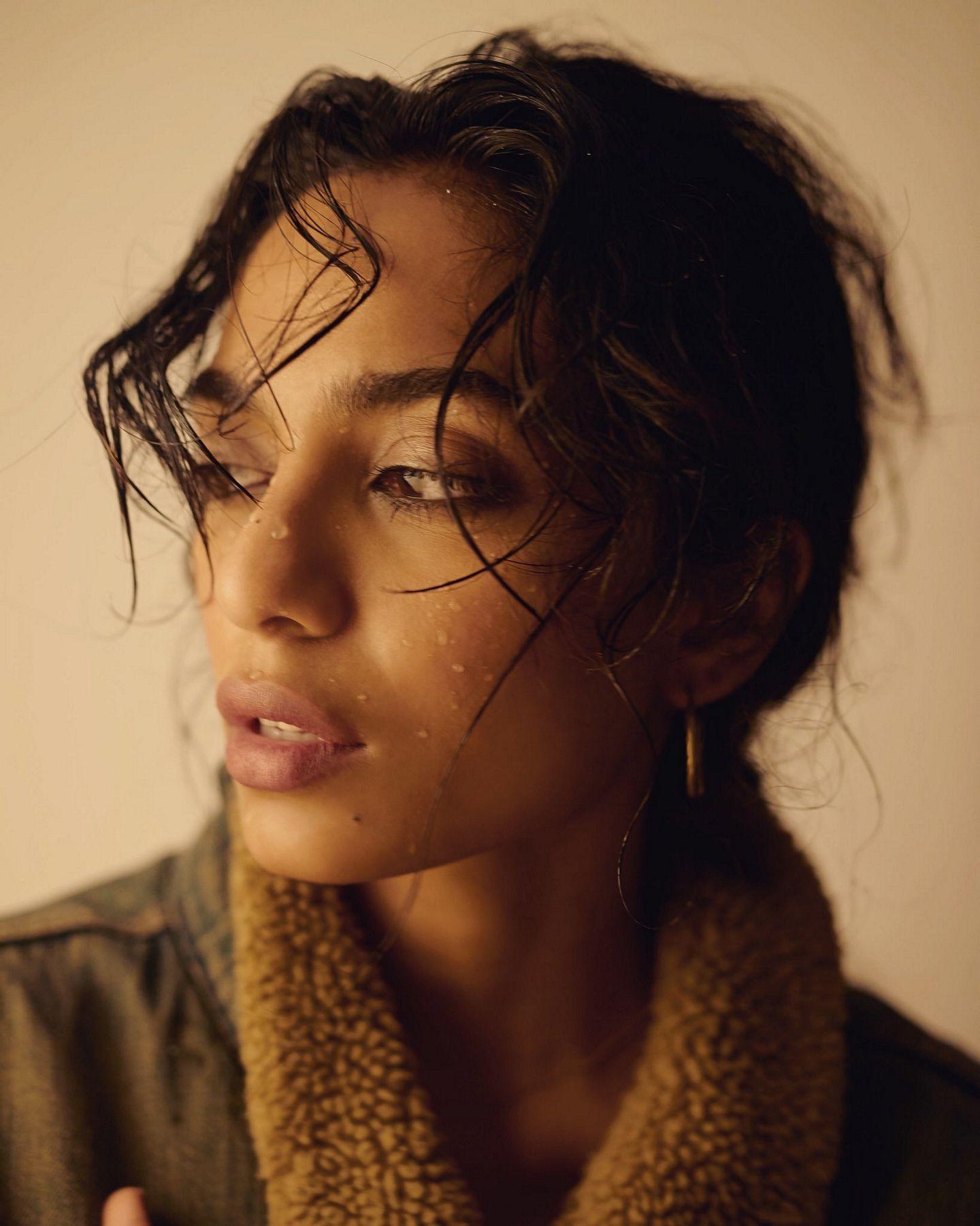 Kingfisher Calendar Girl: Hottest looks of Sobhita Dhulipala Unseen Photos