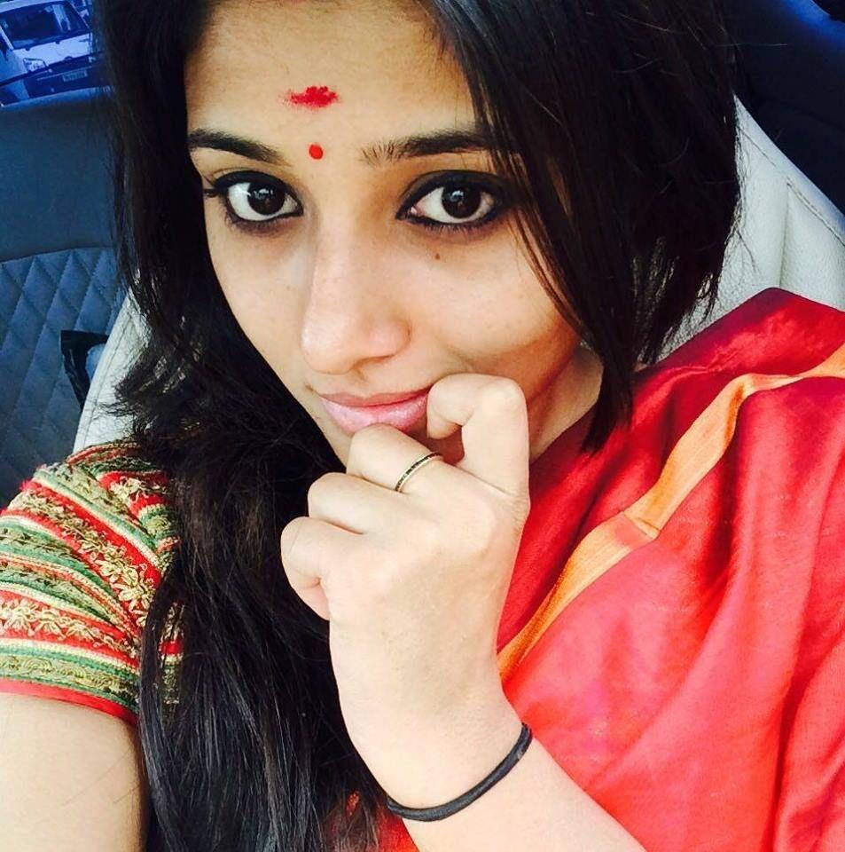 Kollywood Actress Adhiti Menon Latest Unseen Hot Photo Stills