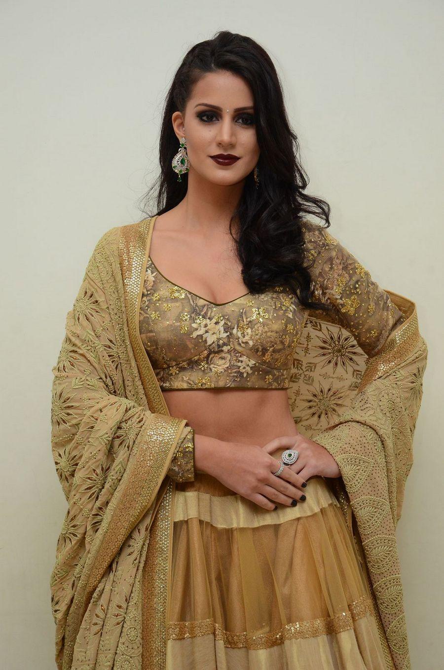 Larissa Bonesi Cute Pics