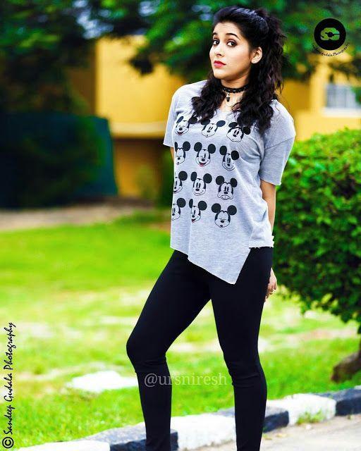 Latest Clicks of Gorgeous Anchor Rashmi Gautam