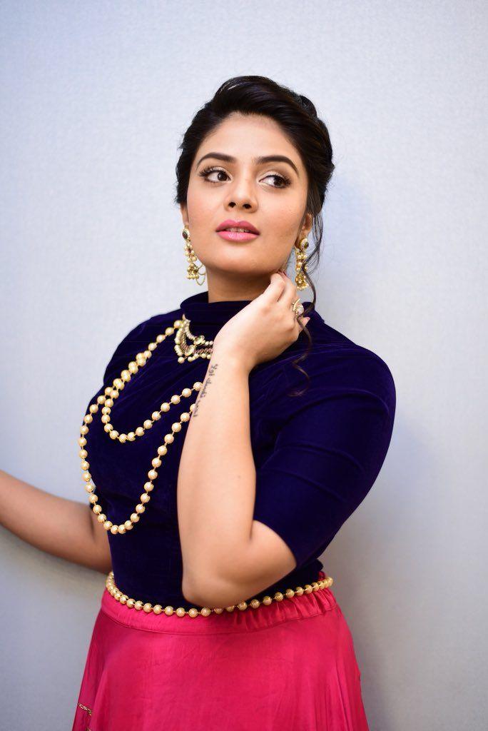 Latest Clicks of TV Anchor Sreemukhi