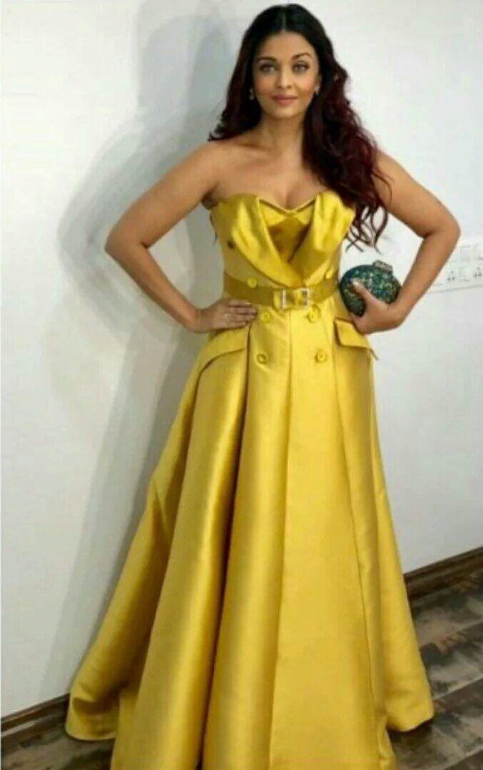 Latest Photos Aishwarya Rai Stuns in Gold