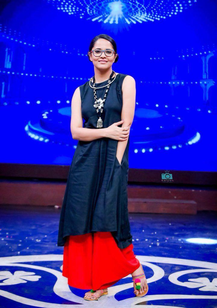 Latest Photos Anchor Anasuya’s Stunning look in Saree's