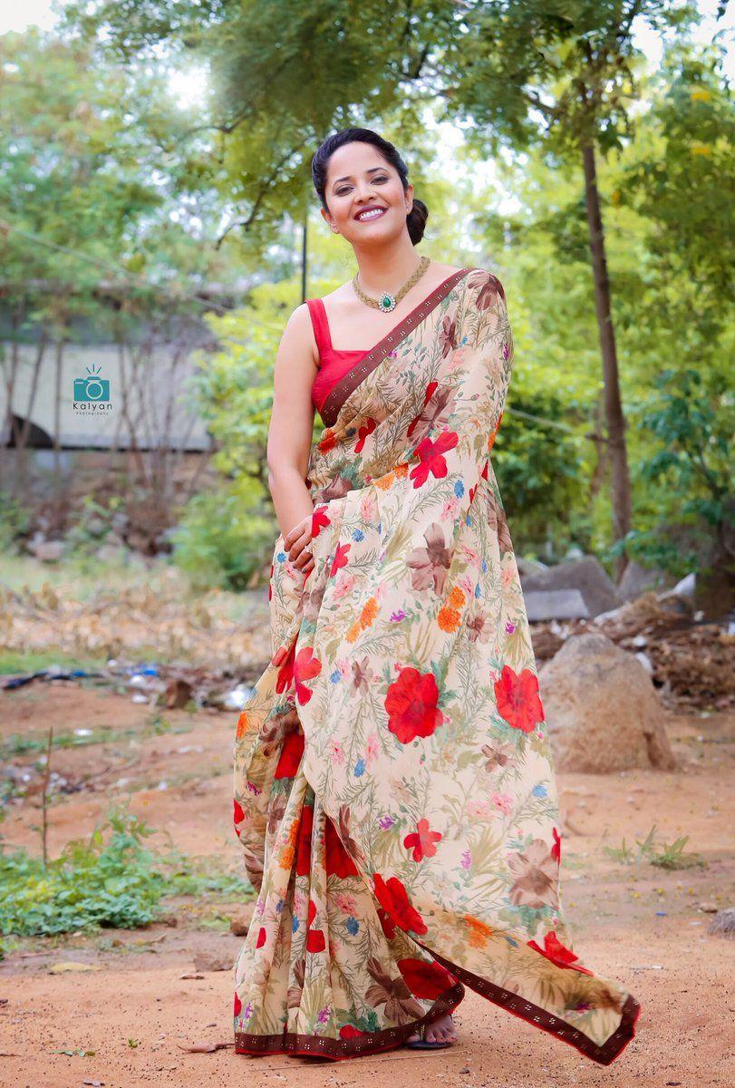 Latest Photos Anchor Anasuya’s Stunning look in Saree's