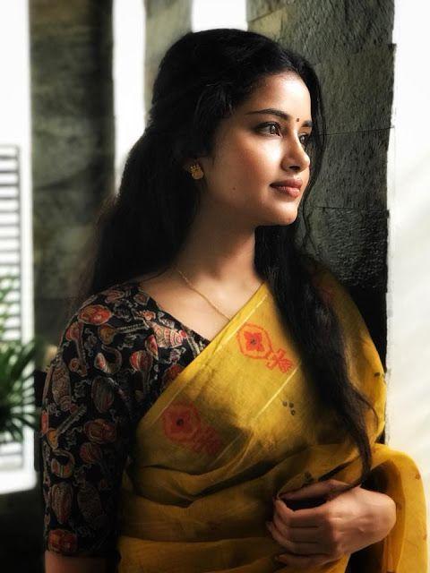 Latest Photoshoot Stills Actress Anupama Parameswaran