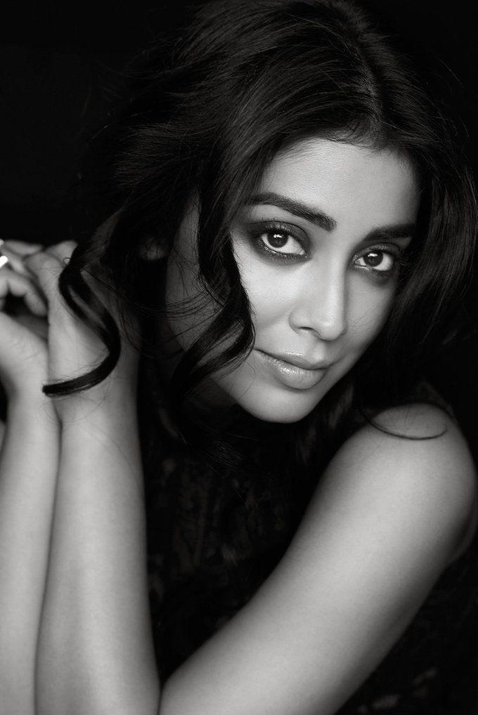 Latest Photoshoot Stills of Shriya Saran