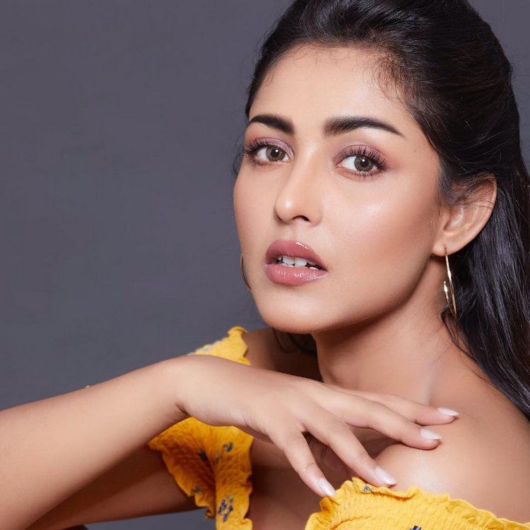 Madhu Shalini Latest New Pics