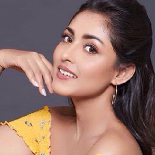 Madhu Shalini Latest New Pics