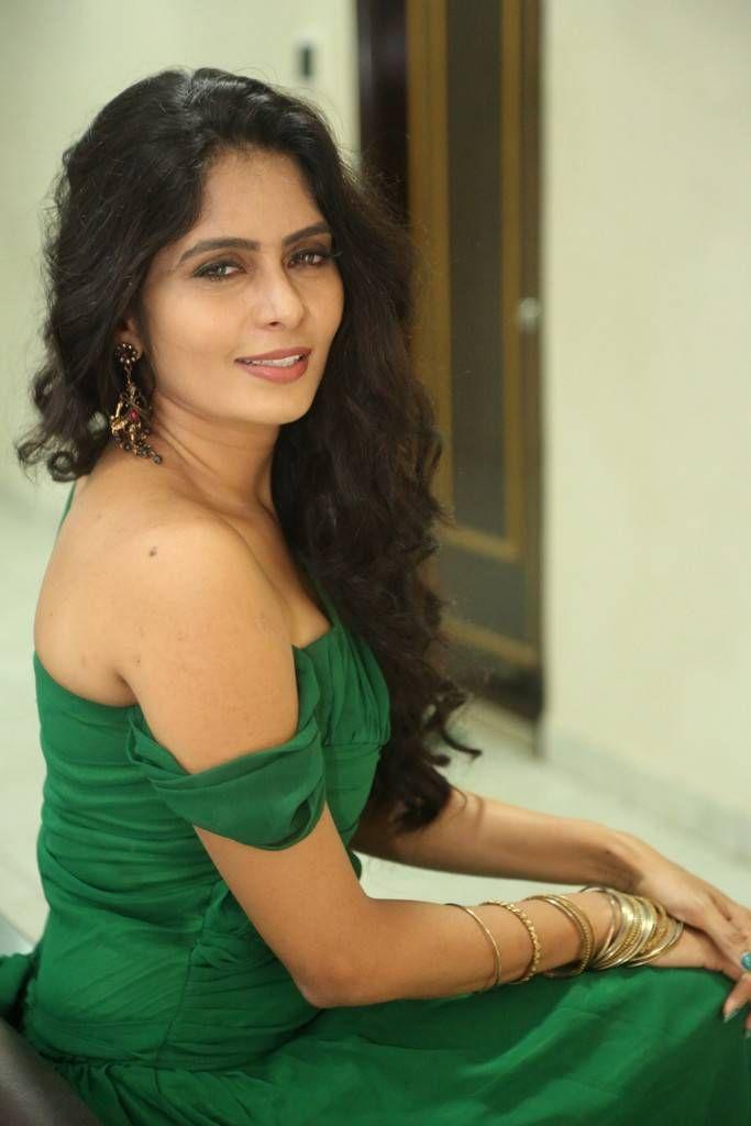 Madhumitha Krishna Hot Photo Shoot Stills In Emerald Green Gown