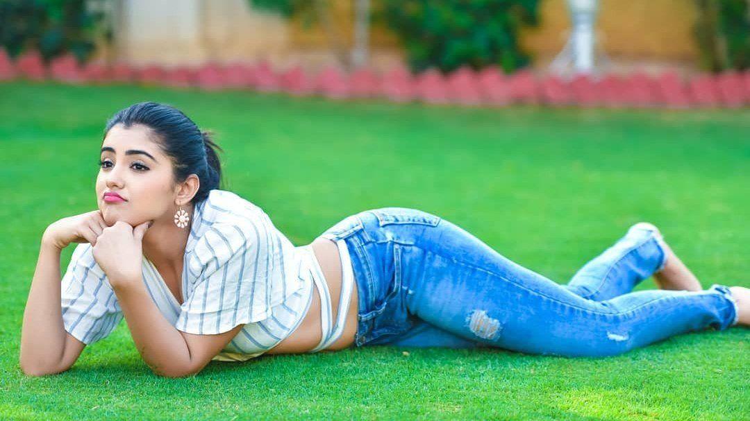 Malvika Sharma Latest Unseen Hot Photo Stills