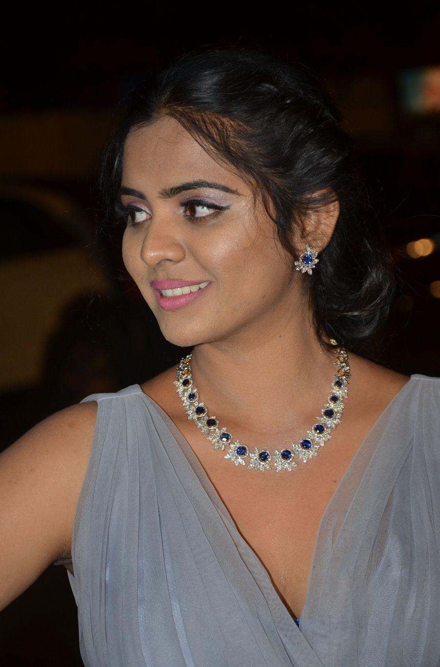 Manasa Stills at Katamarayudu Pre Release Function