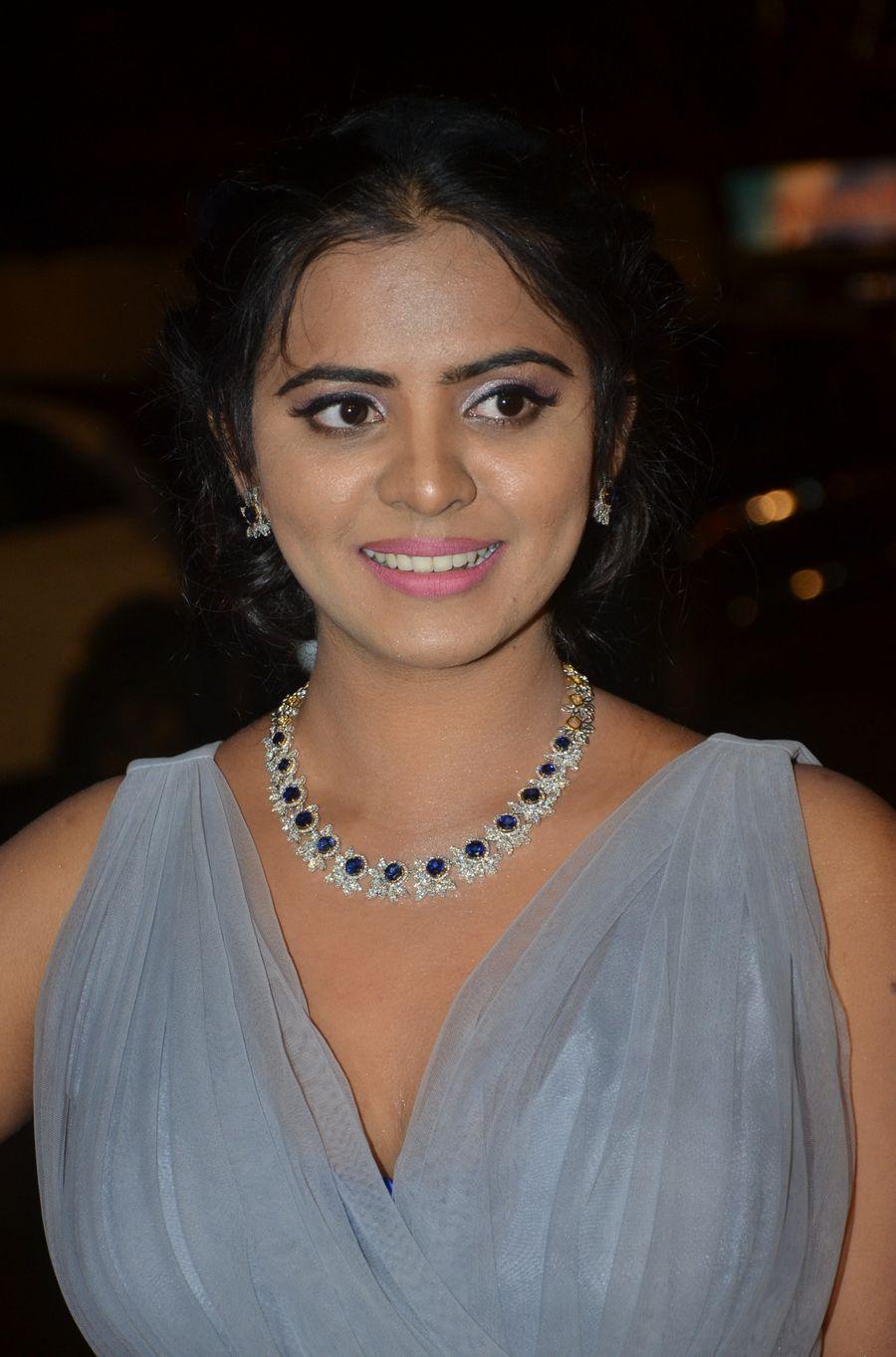 Manasa Stills at Katamarayudu Pre Release Function