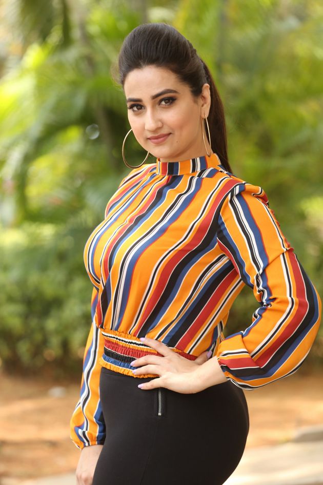 Manjusha HD New Photos