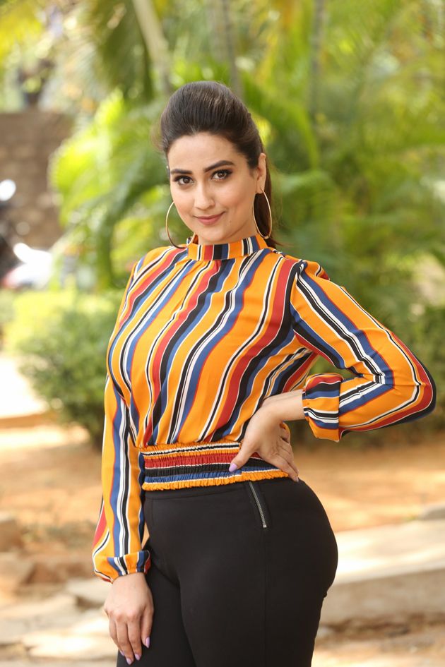 Manjusha HD New Photos