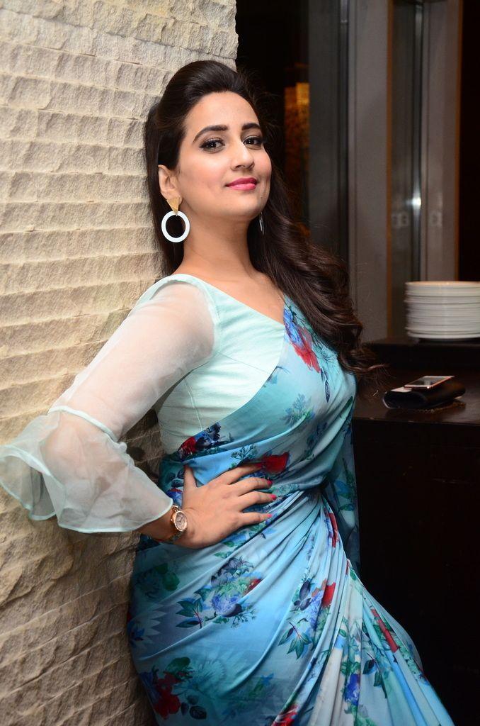 Manjusha Latest Sarry Photoshoot Pics