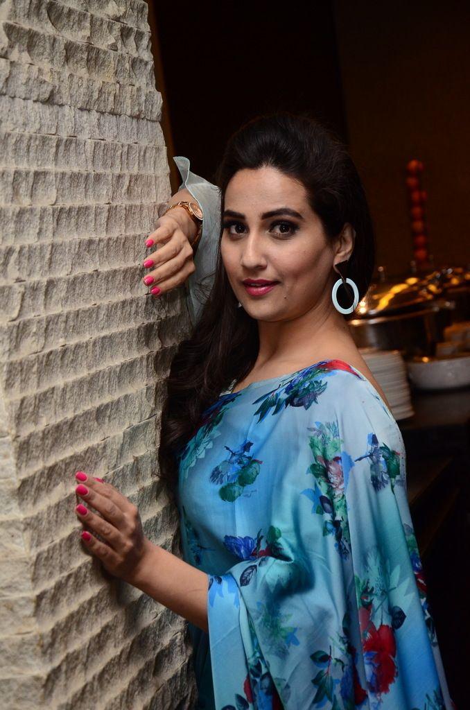 Manjusha Latest Sarry Photoshoot Pics