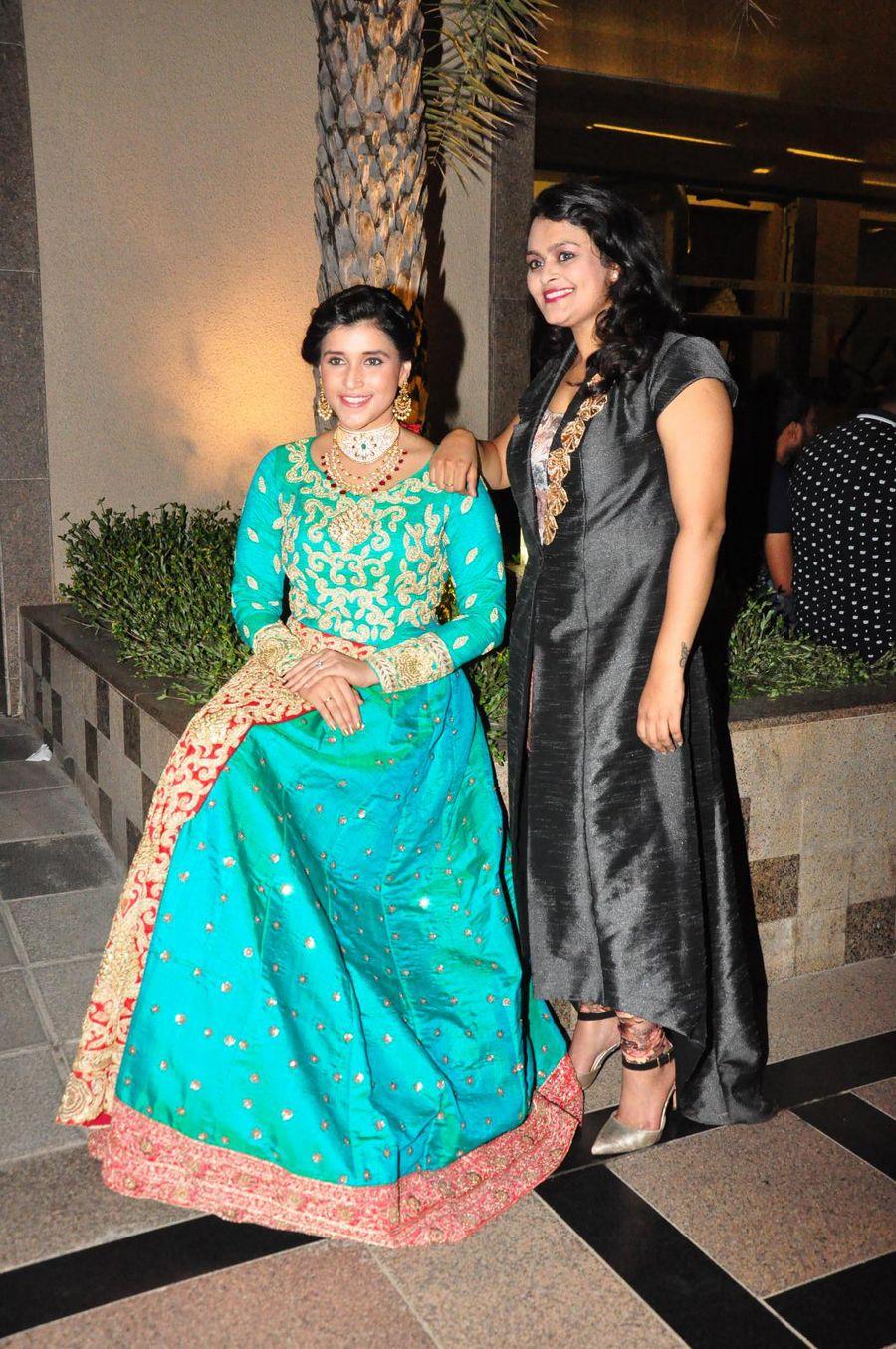 Mannara Chopra Beautiful Photos