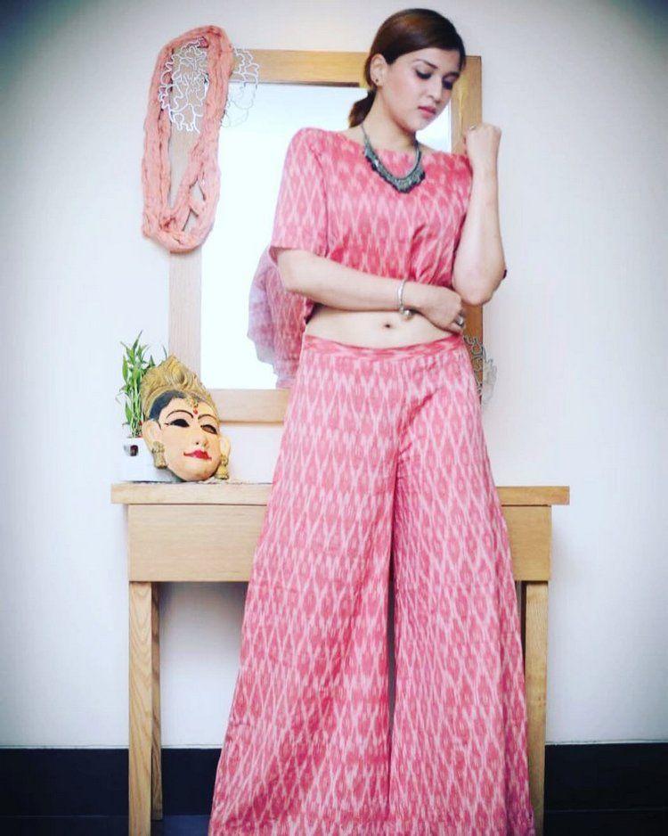 Mannara Chopra New Photos