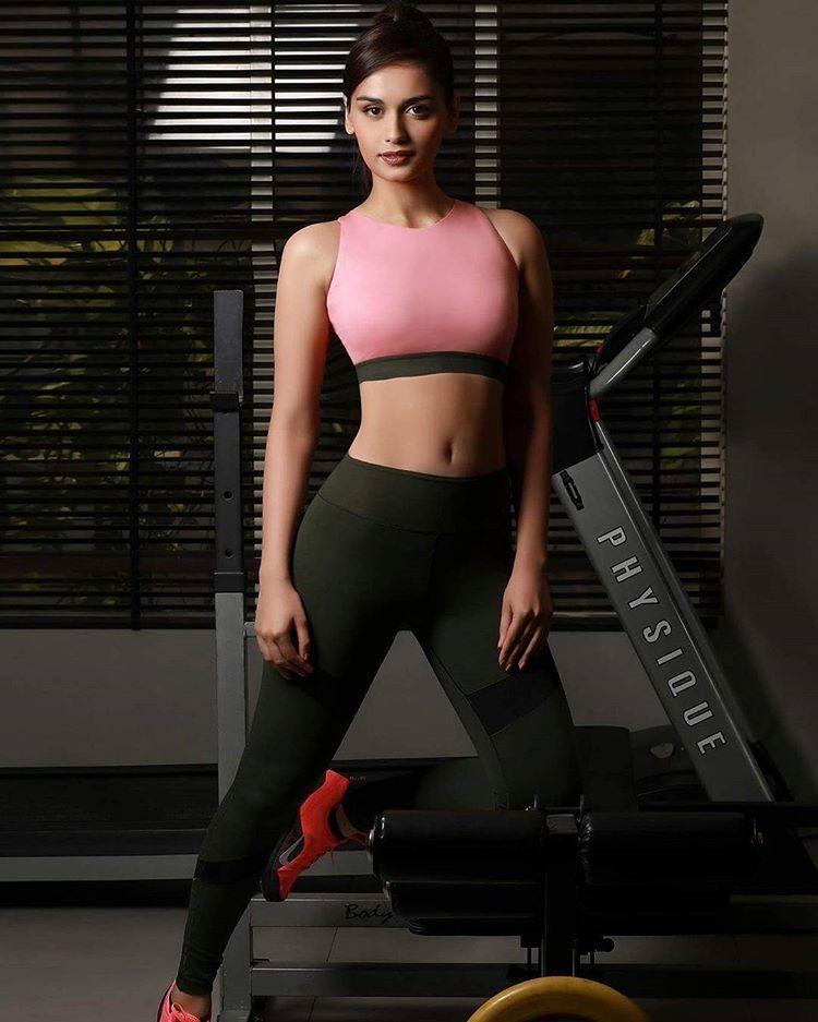Manushi Chhillar Latest Photos