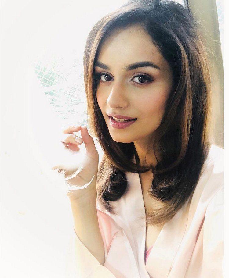 Manushi Chhillar Latest Photos