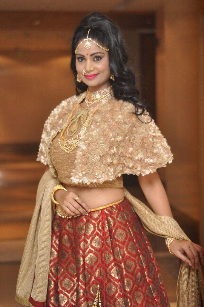 Mehek Stills At Khwaaish Bridal Exhibition Launch