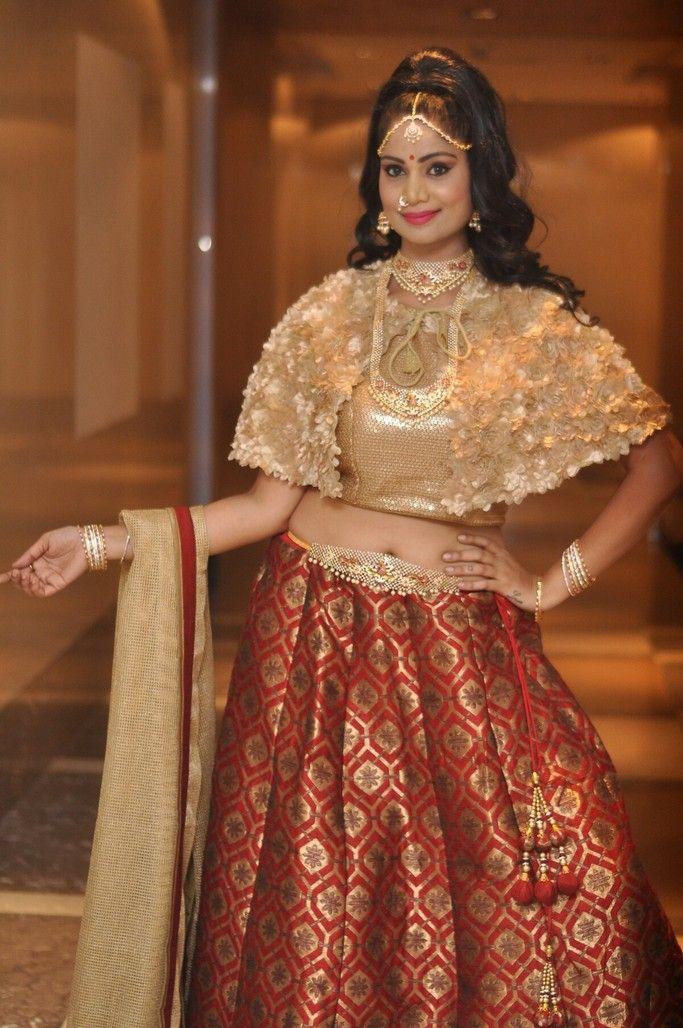 Mehek Stills At Khwaaish Bridal Exhibition Launch