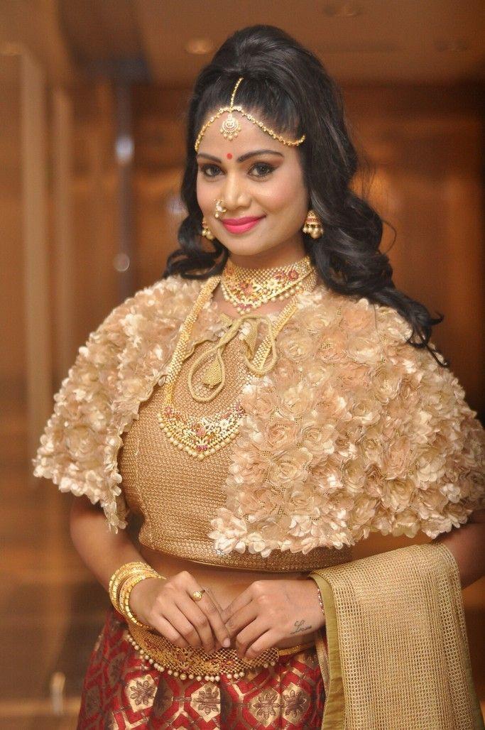 Mehek Stills At Khwaaish Bridal Exhibition Launch