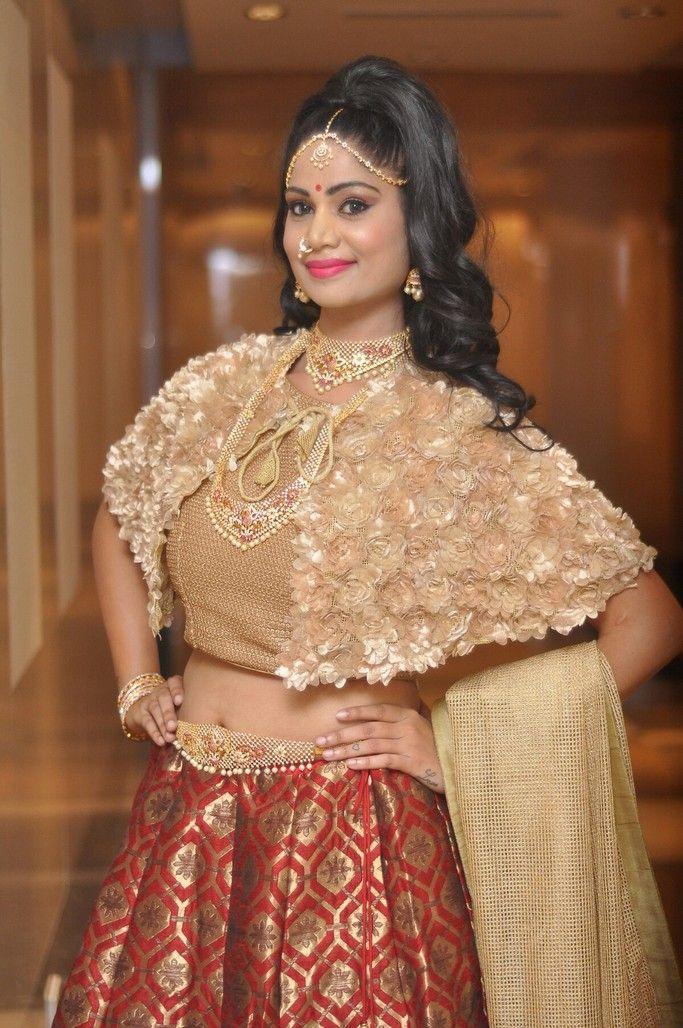 Mehek Stills At Khwaaish Bridal Exhibition Launch