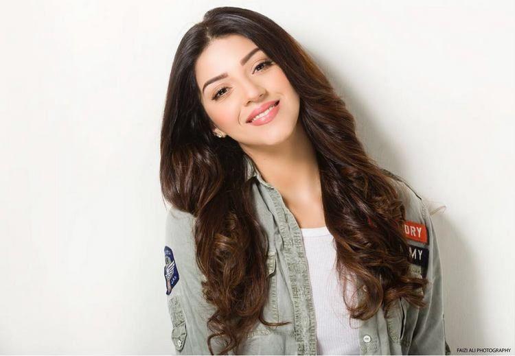 Mehreen Pirzada Latest Unseen Photoshoot Stills