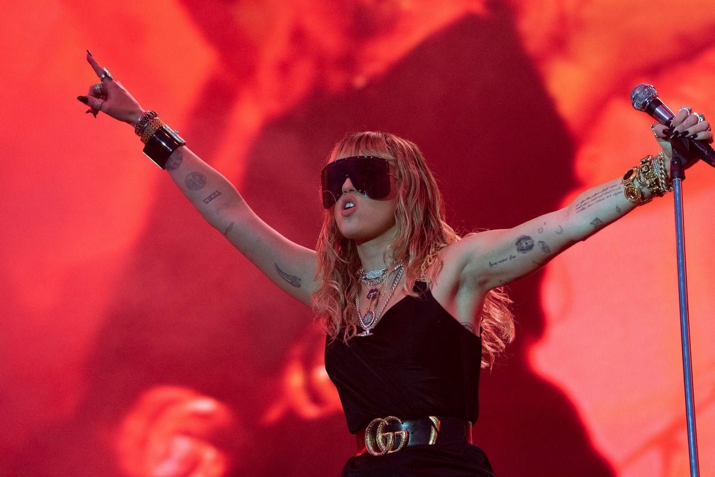 Miley Cyrus performing at BBC Radio