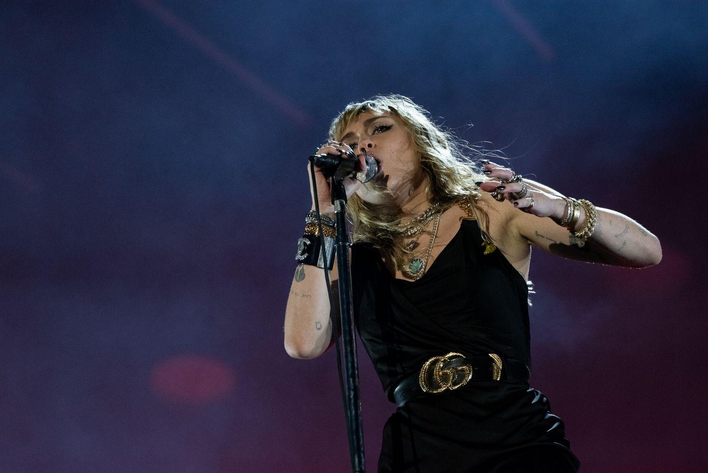 Miley Cyrus performing at BBC Radio