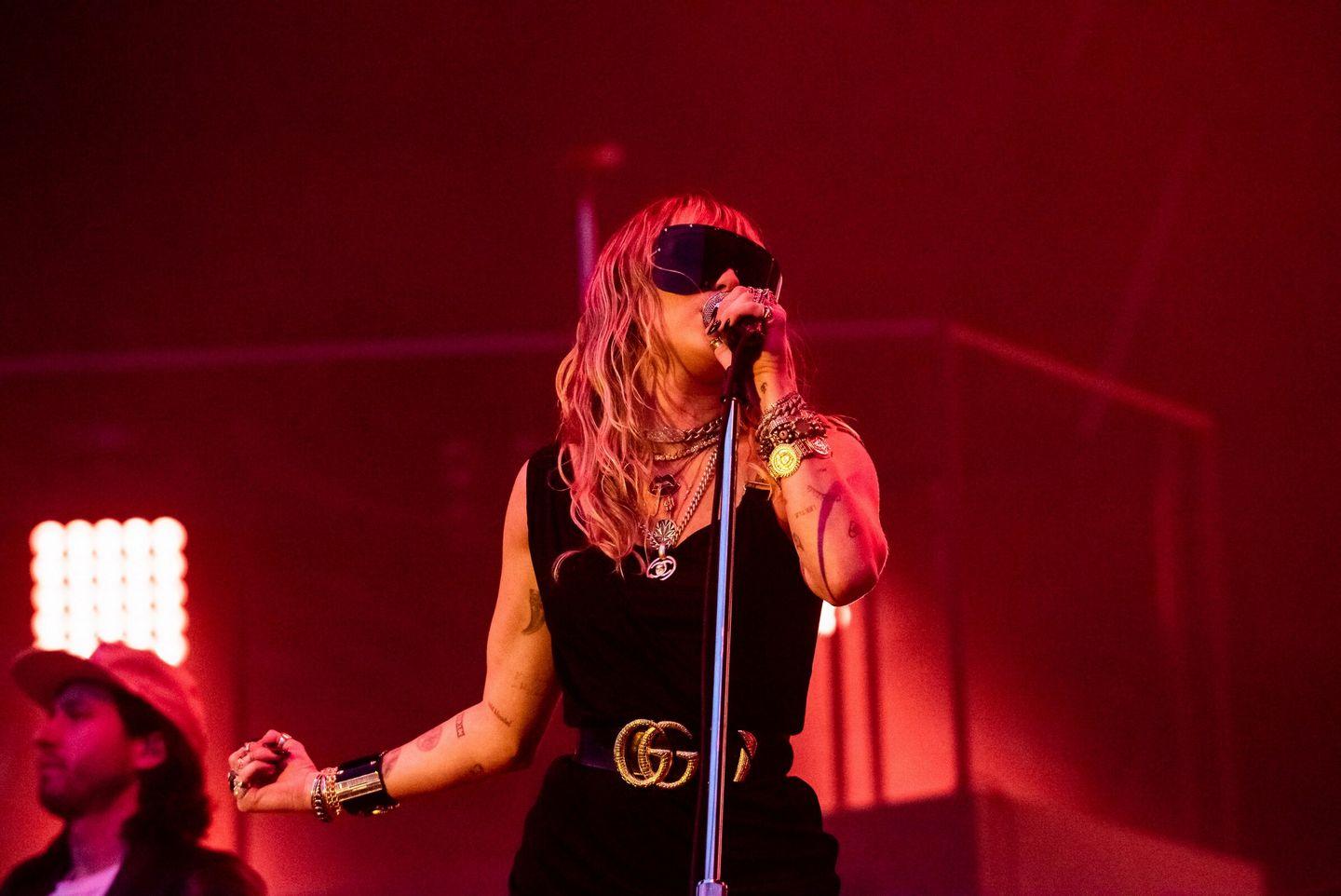 Miley Cyrus performing at BBC Radio