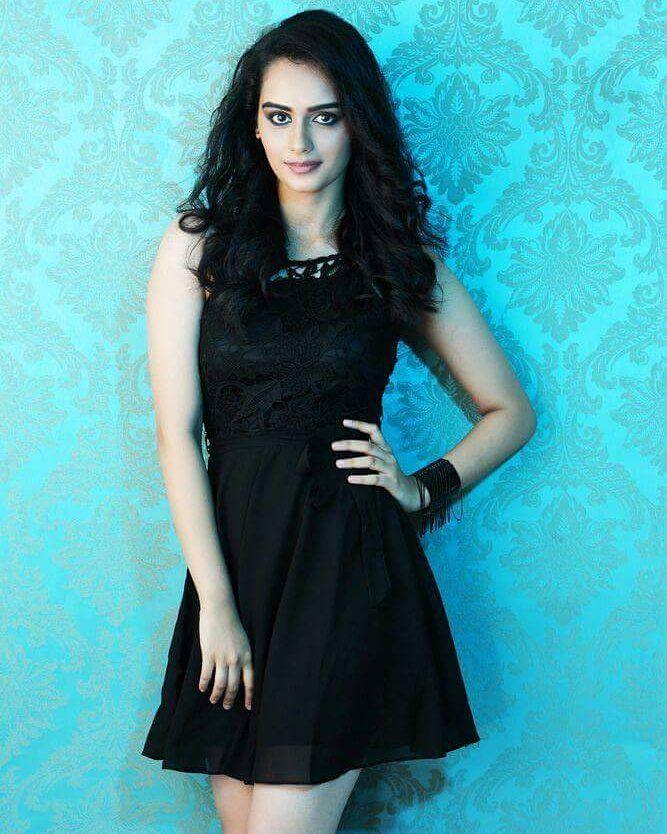 Miss India World 2017 'Manushi Chhillar' Latest Hot Photos