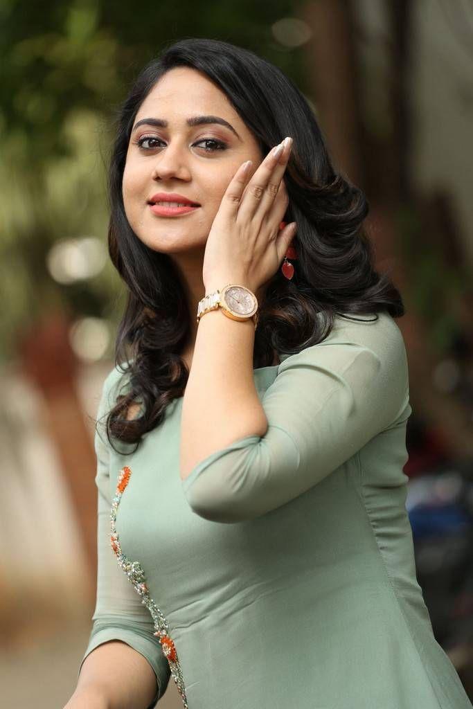 Miya George Stills At Ungarala Rambabu Movie Interview