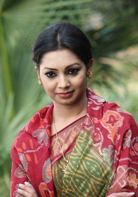Model & Actress Sadia Jahan Prova Photos