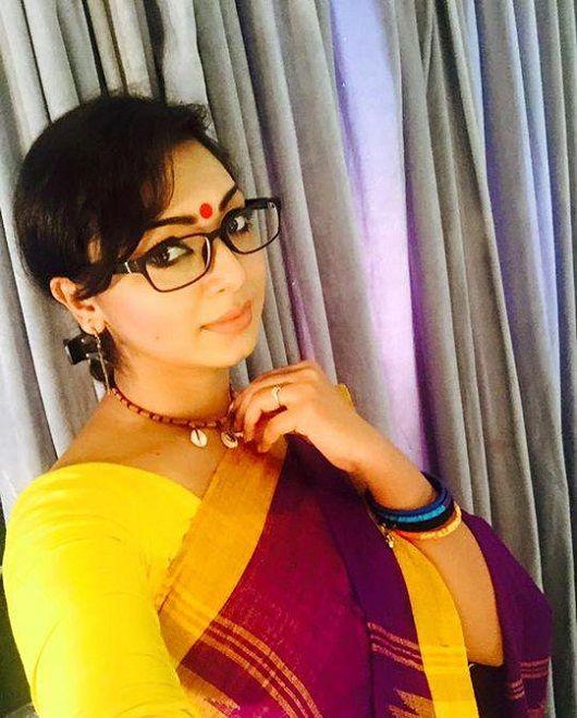 Model & Actress Sadia Jahan Prova Photos