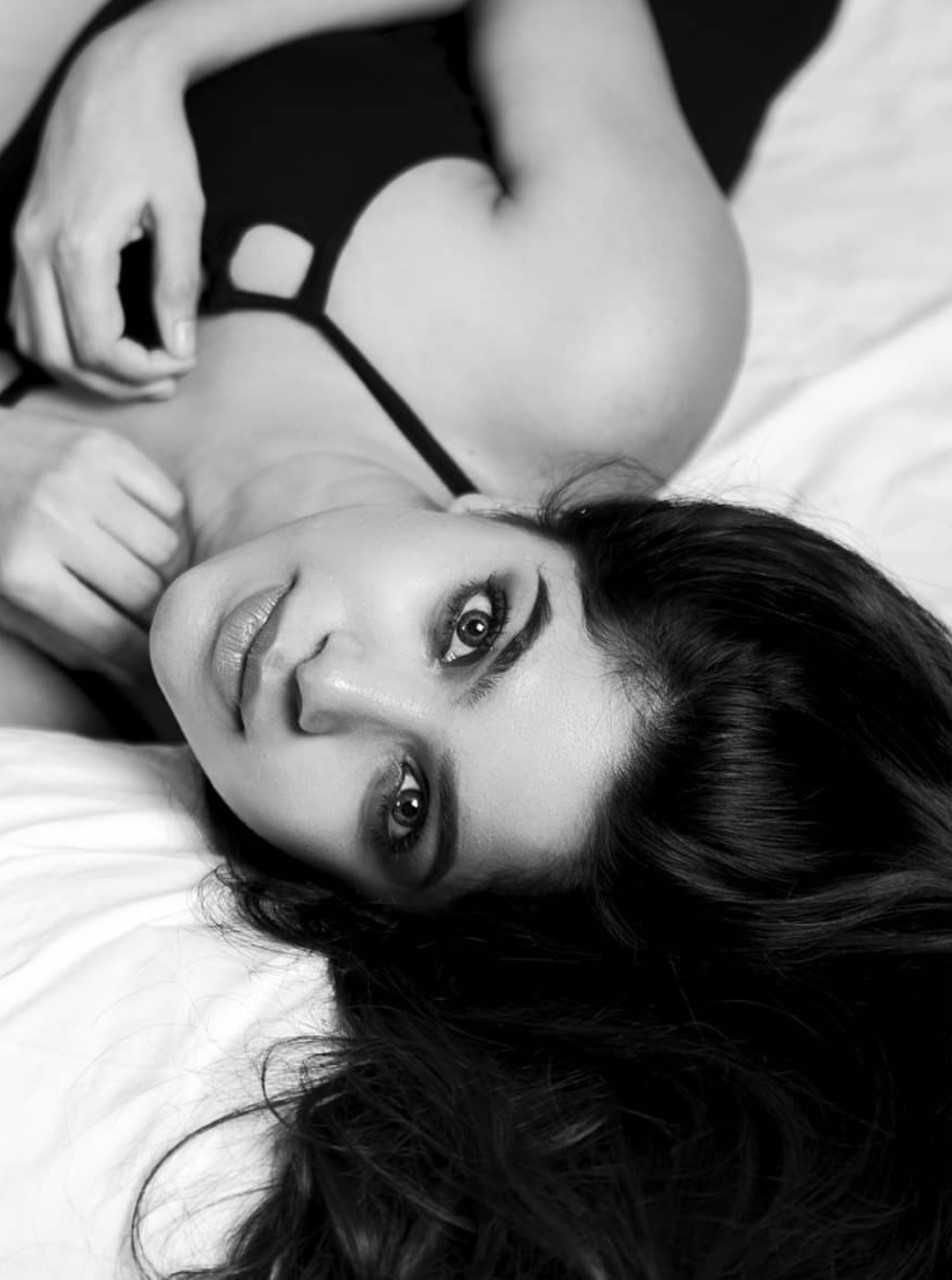 Model Divya Barti Photoshoot