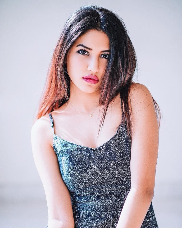 Model Shivani Singh Exclusive Never Seen Hot Photoshoot Stills