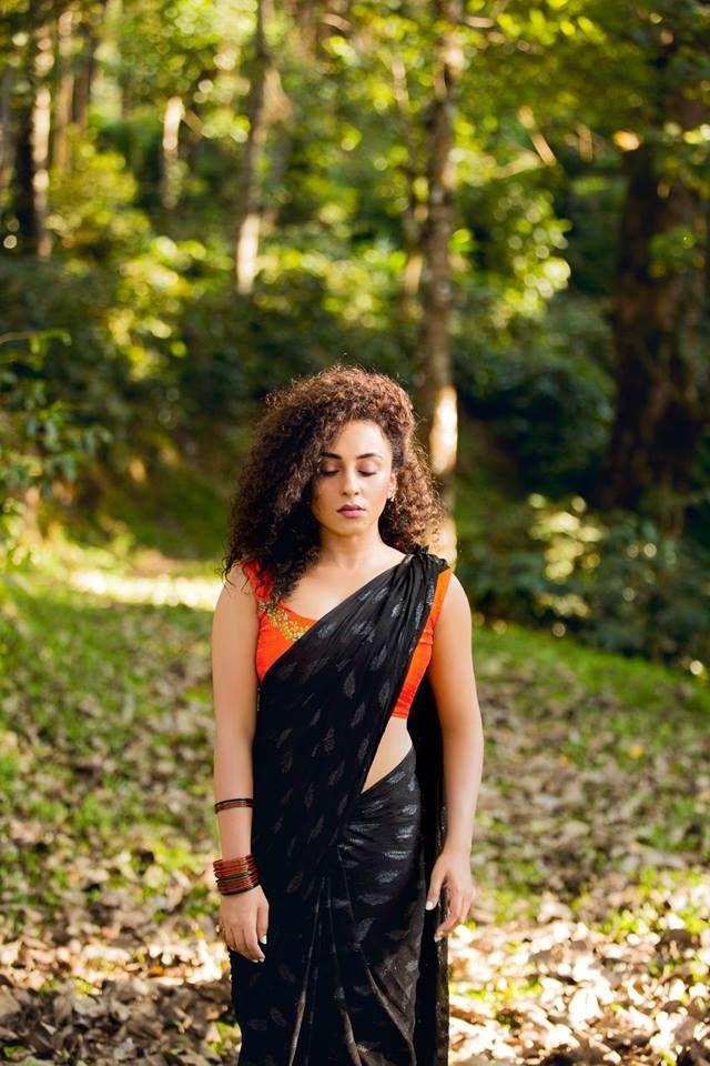 Mollywood Actress Pearle Maaney Latest Photo Stills