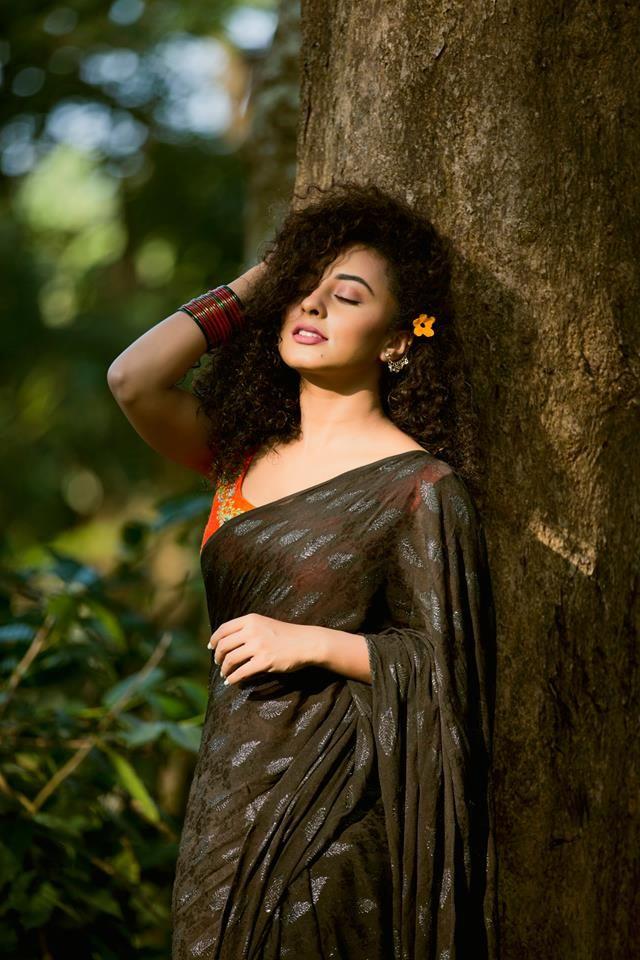 Mollywood Actress Pearle Maaney Latest Photo Stills