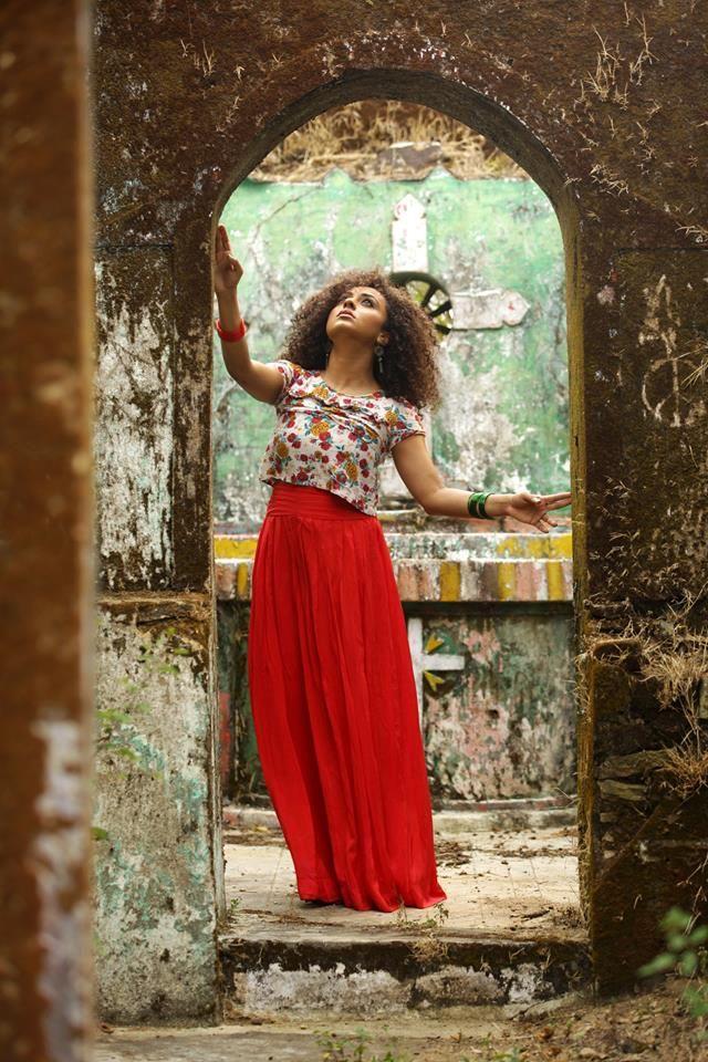Mollywood Actress Pearle Maaney Latest Photo Stills